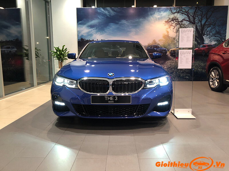 xe-mau-xanh-bmw-330i-m-sport-2019-2020-gioithieuxe-vn