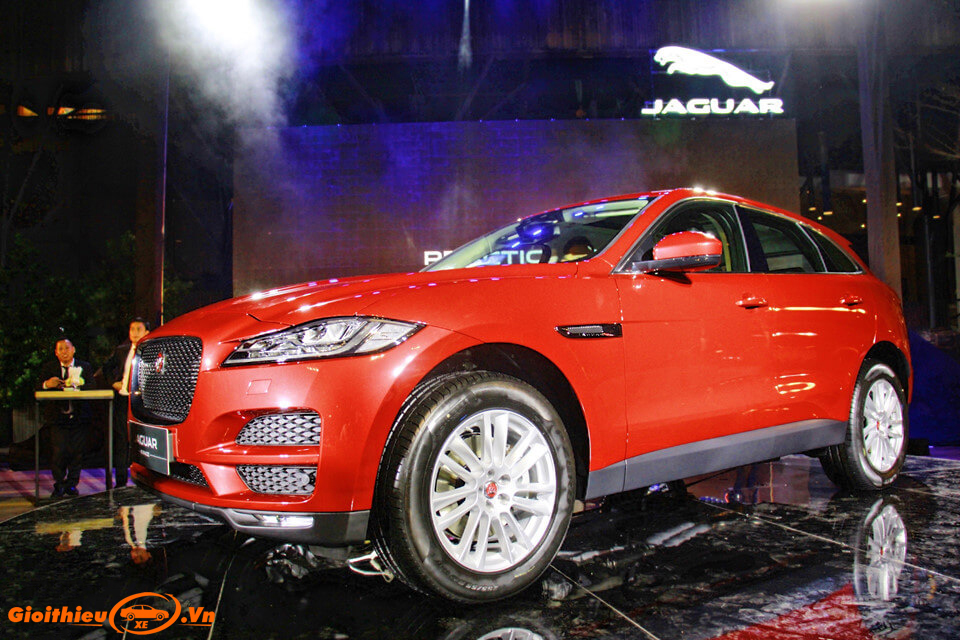 gia-xe-jaguar-f-pace-2020-gioithieuxe-vn-01