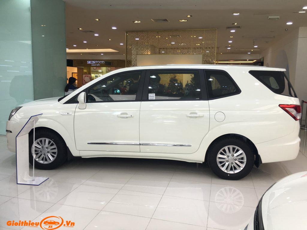 than-xe-Ssangyong-Stavic-2019-gioithieuxe-vn-01