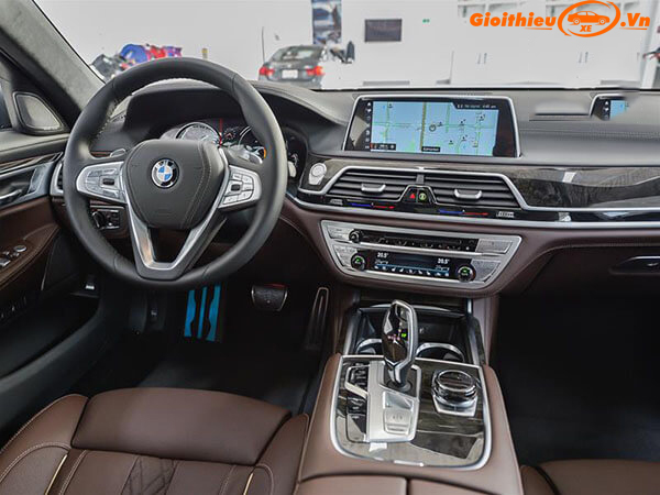 tien-nghi-bmw-750li-2019-2020-gioithieuxe-vn
