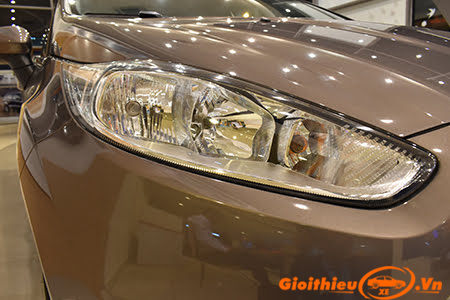 den-pha-xe-ford-fiesta-15L-at-titanium-sedan-2019-gioithieuxe-vn