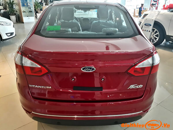 duoi-xe-ford-fiesta-1-0-at-sport-2019-gioithieuxe-vn