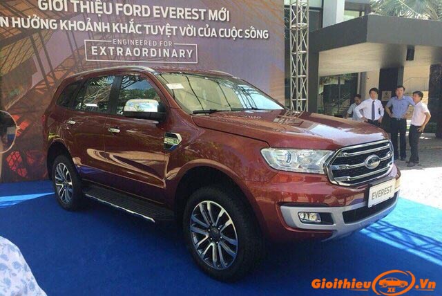 gia-xe-Ford-everest-2019-gioithieuxe-vn