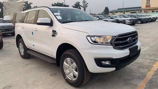 gia-xe-ford-everest-ambiente-so-san-2019