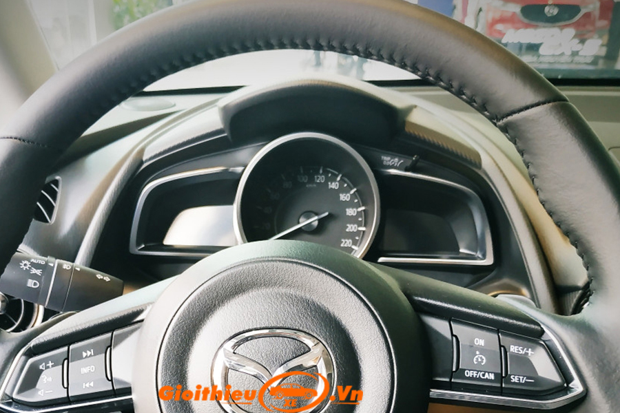 bang-dong-ho-xe-mazda-2-hatchback-premium-2019-gioithieuxe-vn