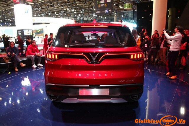 duoi-xe-vinfast-lux-sa2_0-suv-2019-gioithieuxe-vn
