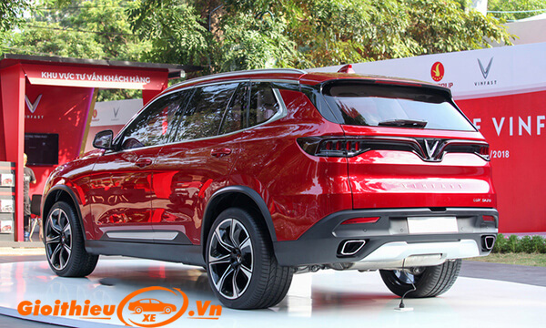 duoi-xe-vinFast-lux-sa20-2019-suv-gioithieuxe-vn