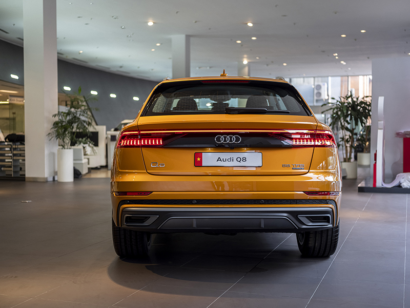 audi-q8-ve-tay-khach-hang-gioithieuxe-vn-01