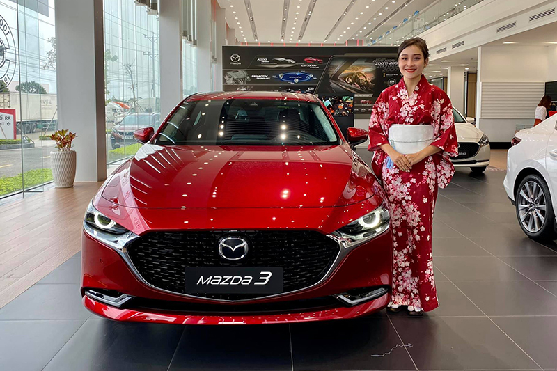 Mazda 3 thêm phiên bản kỉ niệm 100 năm ra đời tại Việt Nam: Giá bán 869tr chỉ sản xuất 40 chiếc