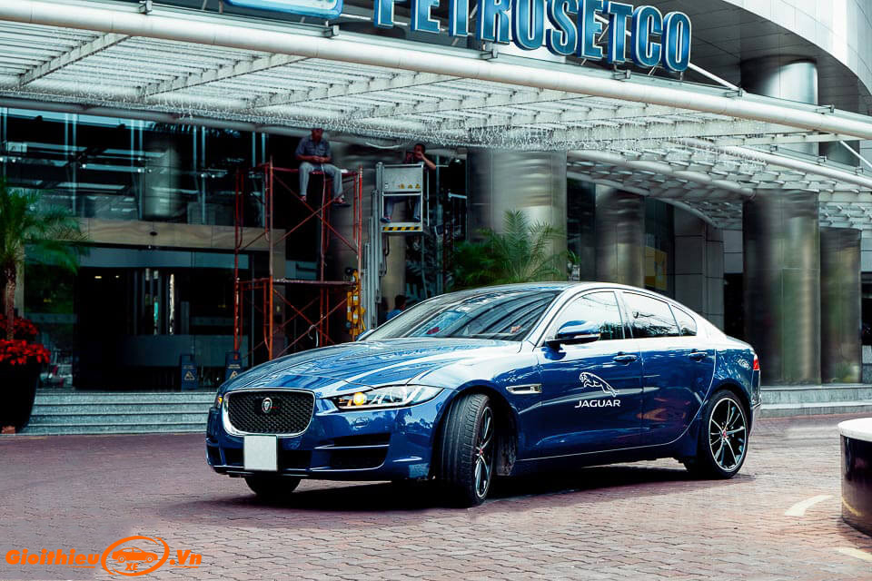 Chi tiết xe Jaguar XE 2020, kèm giá bán mới nhất tháng 06/2020