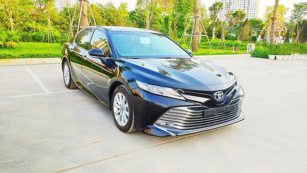 Giá xe ô tô  Toyota Camry 2.0G 2019 mới nhất