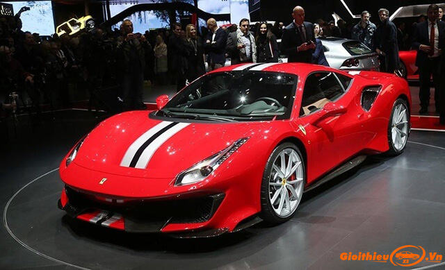Chi tiết xe Ferrari 488 Pista, thông số kĩ thuật kèm giá bán tháng 02/2021